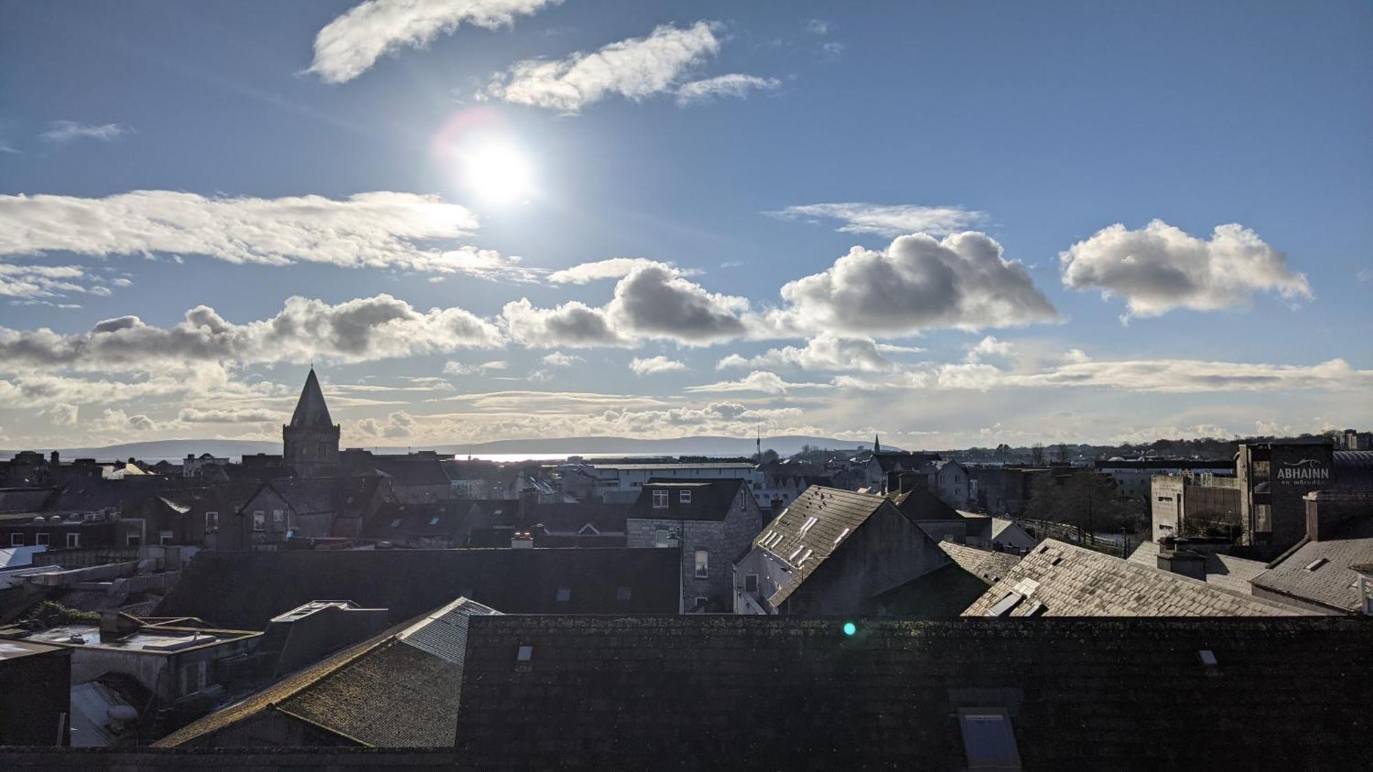 Heart Of City Centre Stunning View Galway Exteriér fotografie